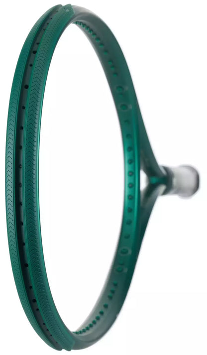 Lacoste L23 100/300 | Elegancia y Potencia en la Cancha